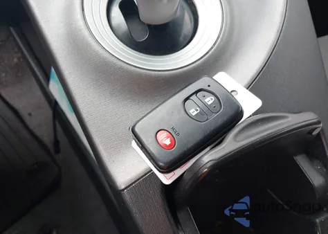 2013 Toyota Prius Two z USA, uszkodzony, nr VIN JTDKN3DU9D5650012